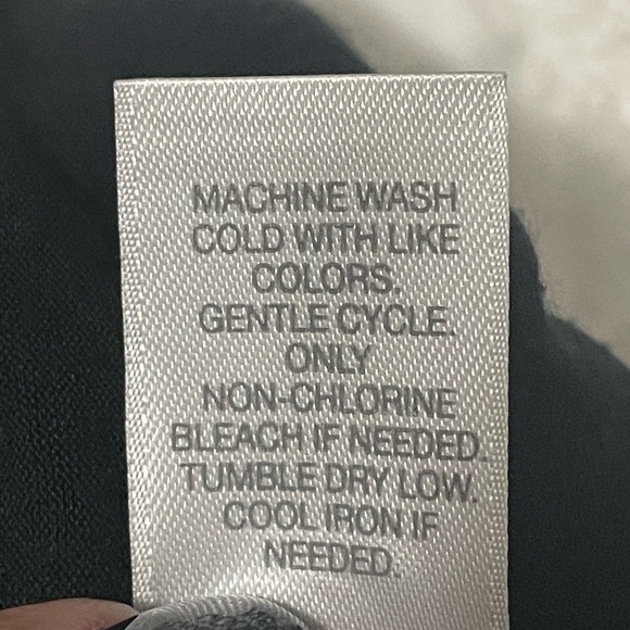 J. Jill Wearever pleated crop wide leg pants. Soft Rayon. Pockets - Picture 9 of 12